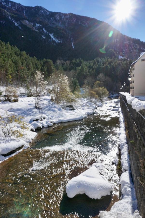 El Refugio De La Ardilla, Apartamento Canfranc-Estacion Екстериор снимка