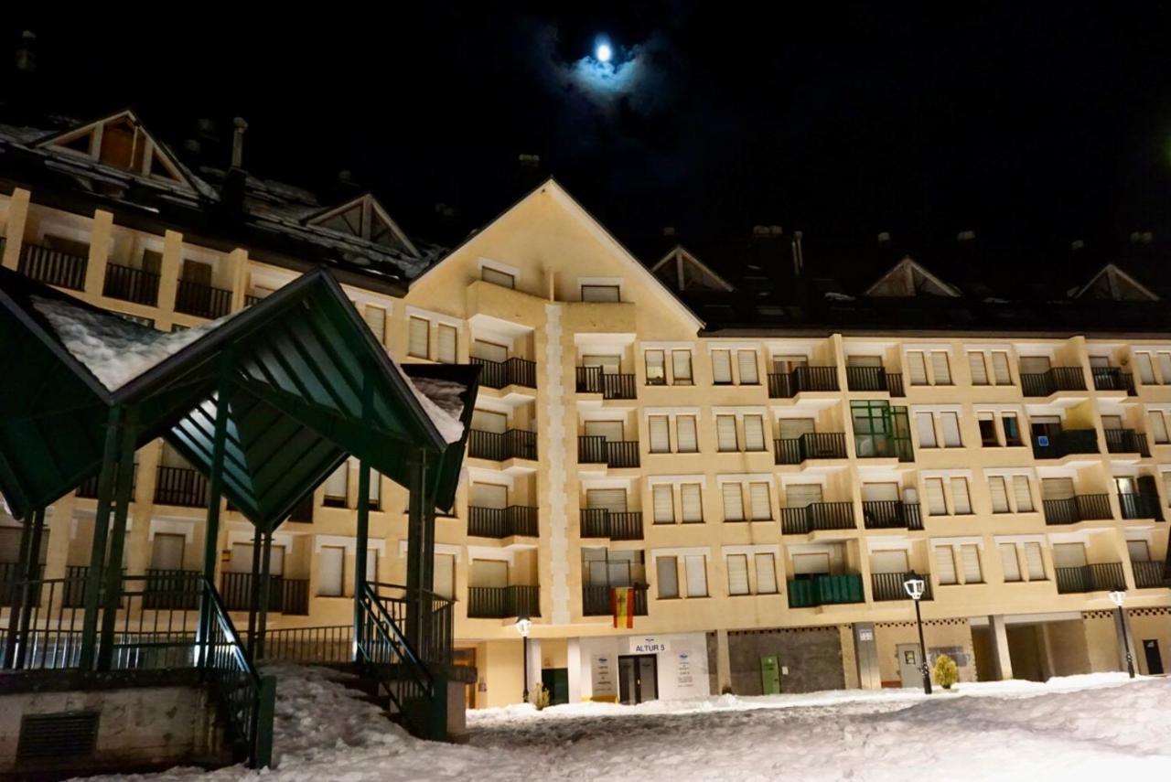 El Refugio De La Ardilla, Apartamento Canfranc-Estacion Екстериор снимка